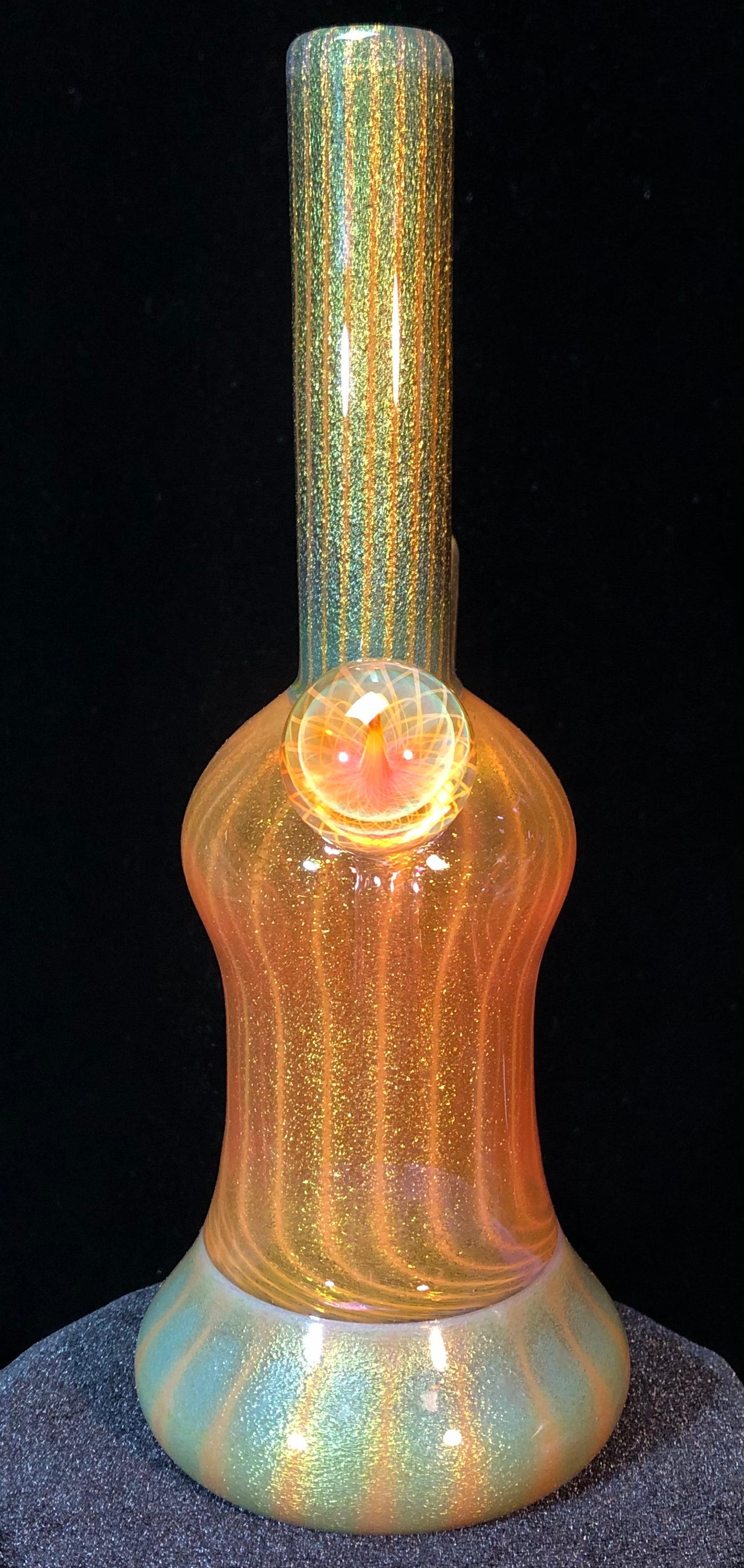 gold sparkle bottle